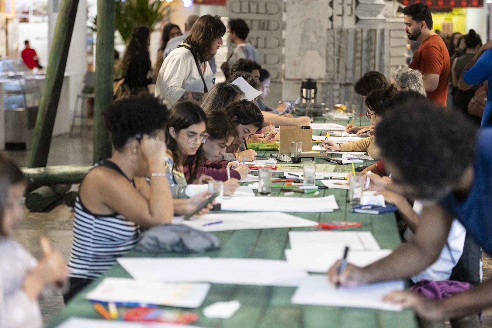 Oficina na 14ªBIAsp - Foto Peter Hertel