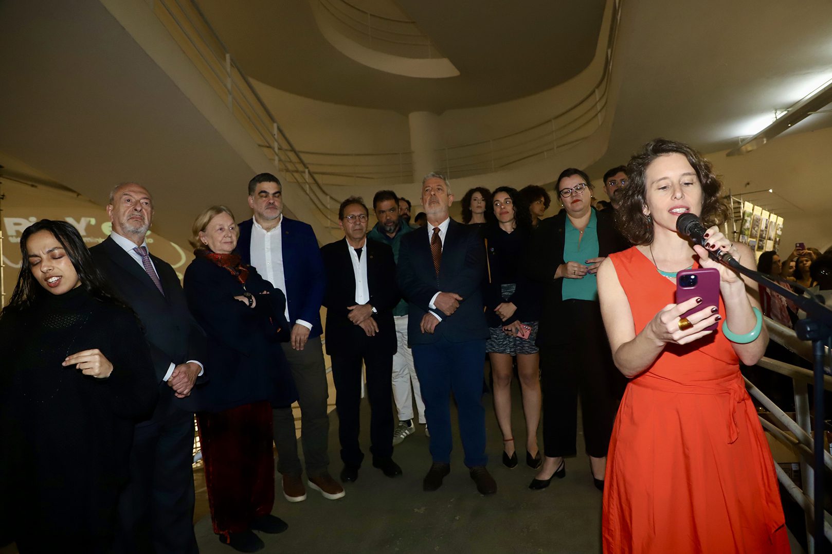 Raquel Schenkman, presidente do IABsp na gestão que executou a 14ª BIAsp, discursa na abertura do evento - Foto Denise Andrade